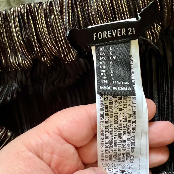 Forever 21 Plisse Pencil Skirt - Picture 5 of 5